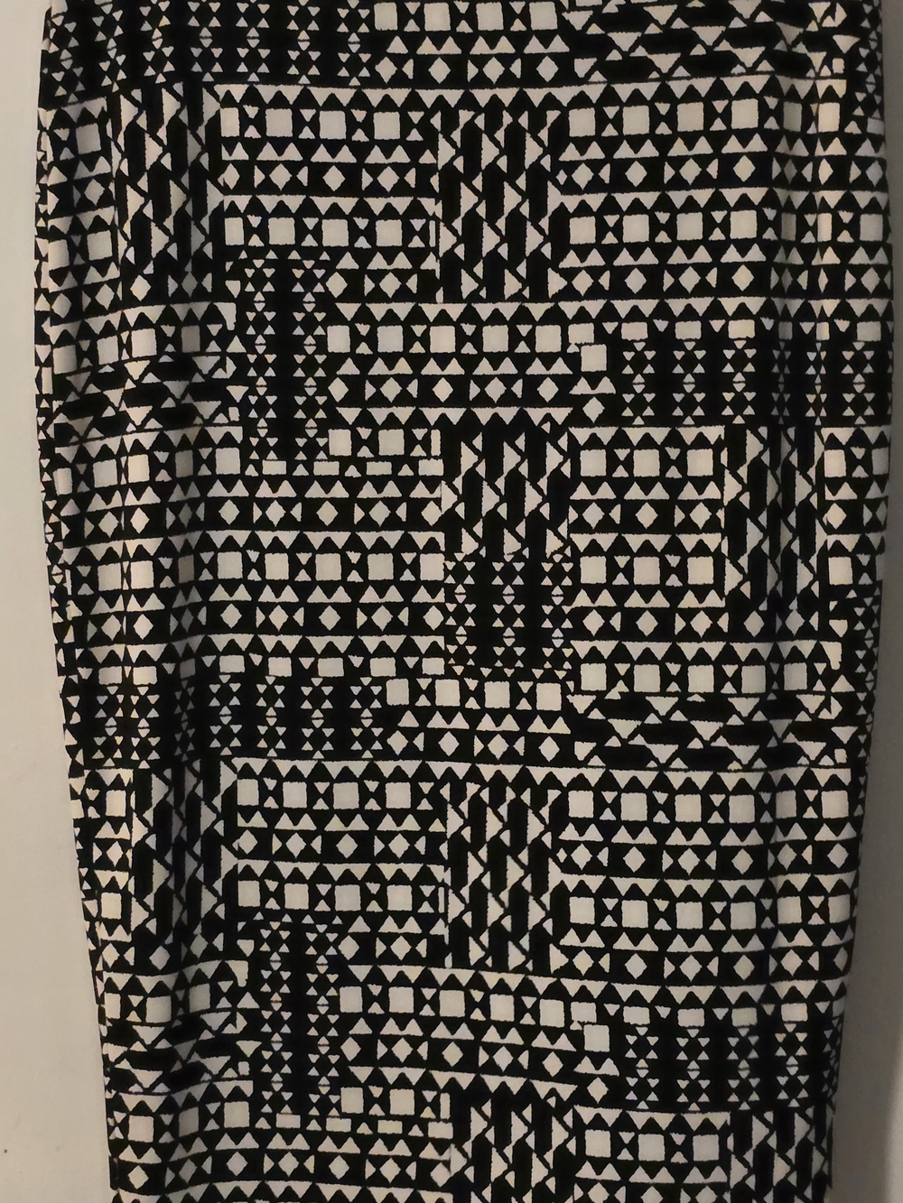 Vince Camuto Black and White Geometric A-Line Skirt
